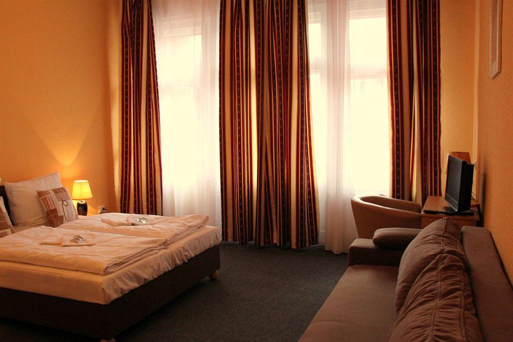 City Hotel Gotland Берлин Экстерьер фото
